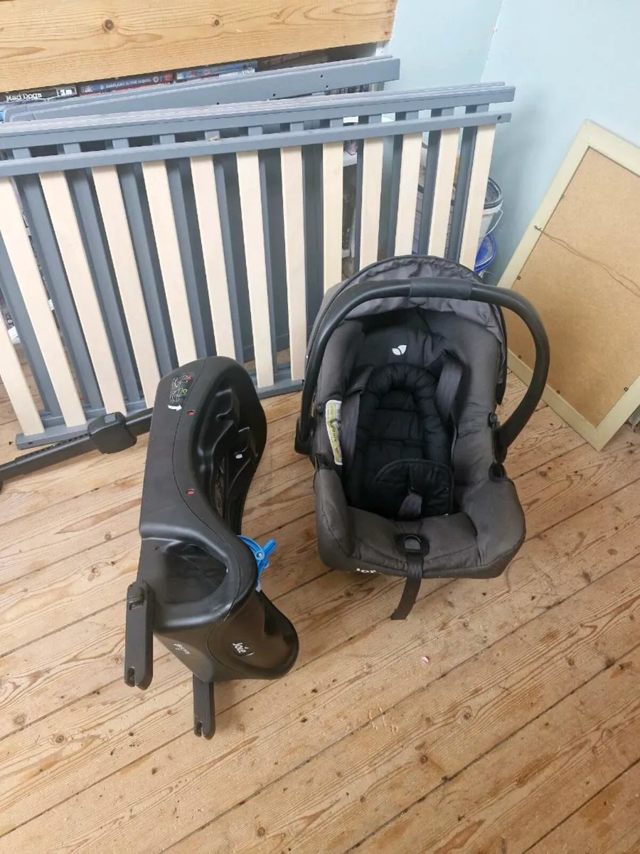 Travel system - buggy Joie make - Image 4