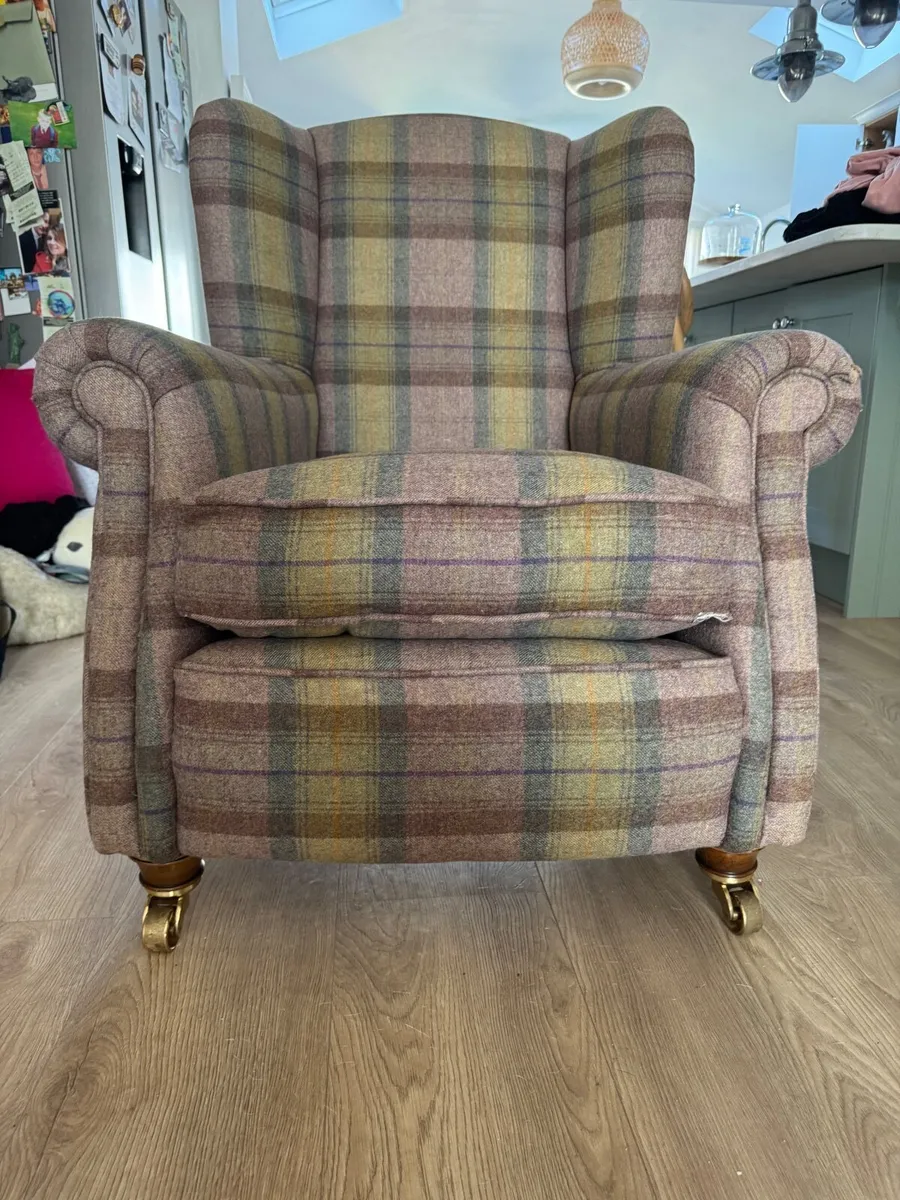 Chair - Image 4