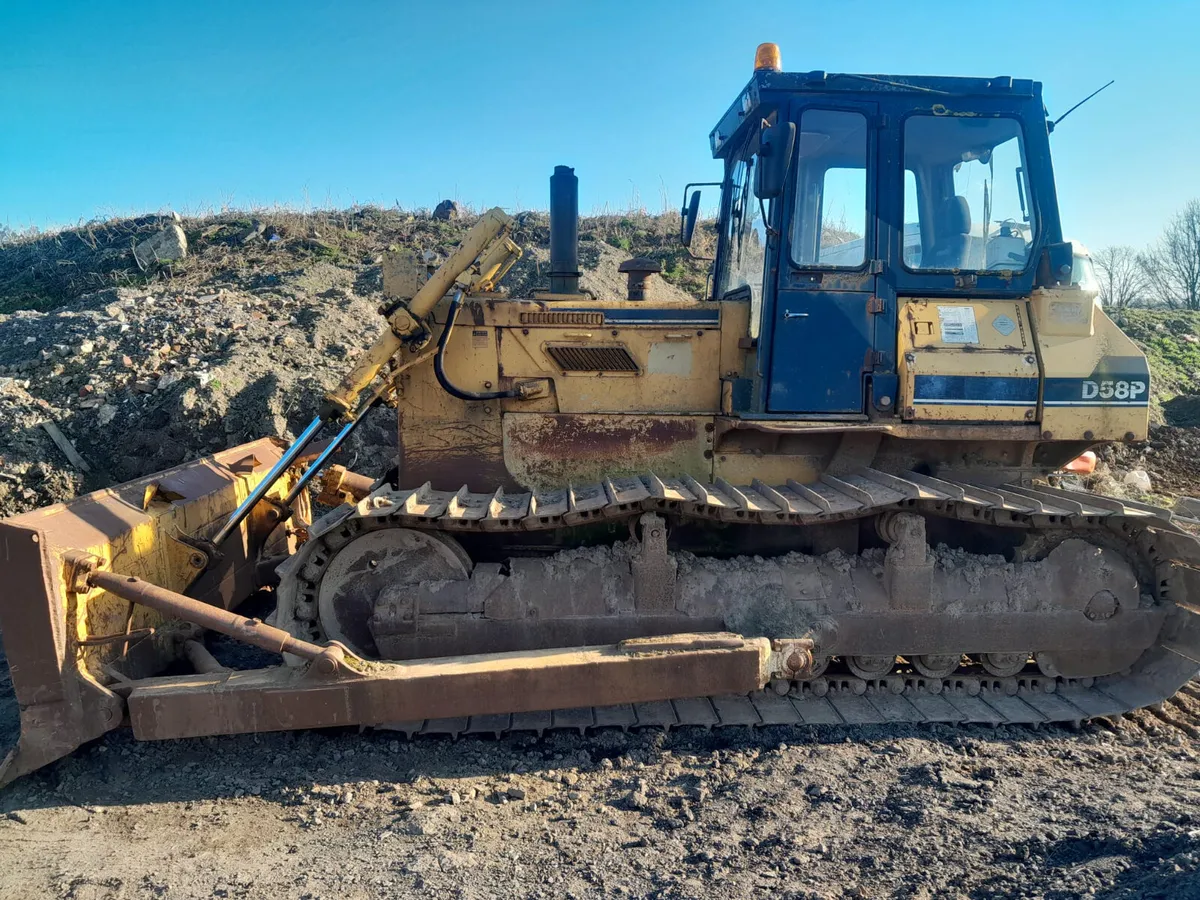 Komatsu 58 dozer - Image 2