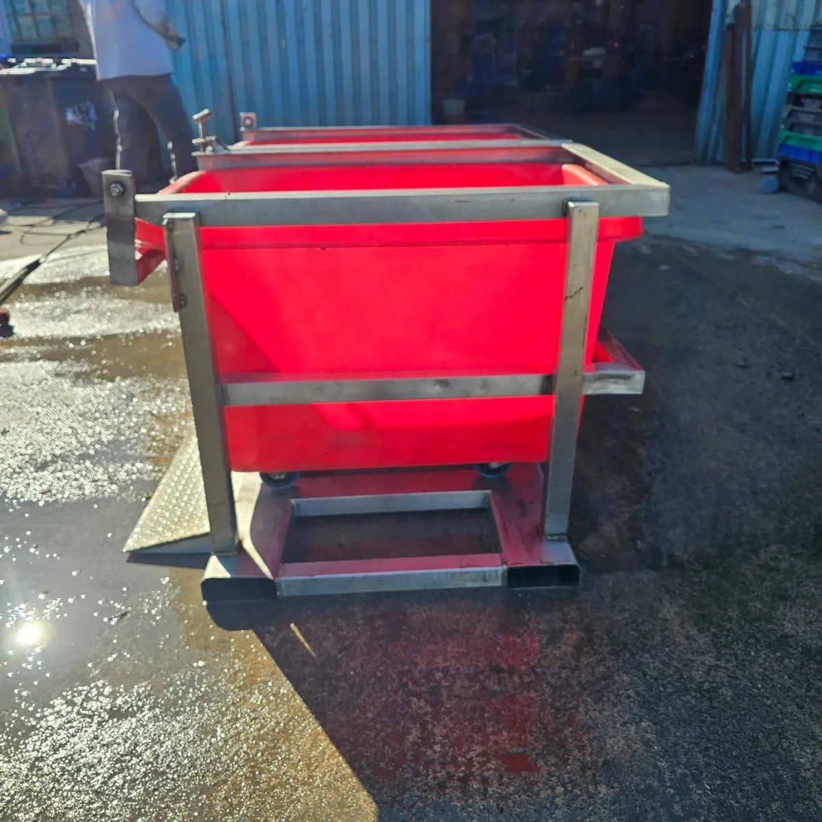 Stainless steel  bin  forklift attachment - Image 2
