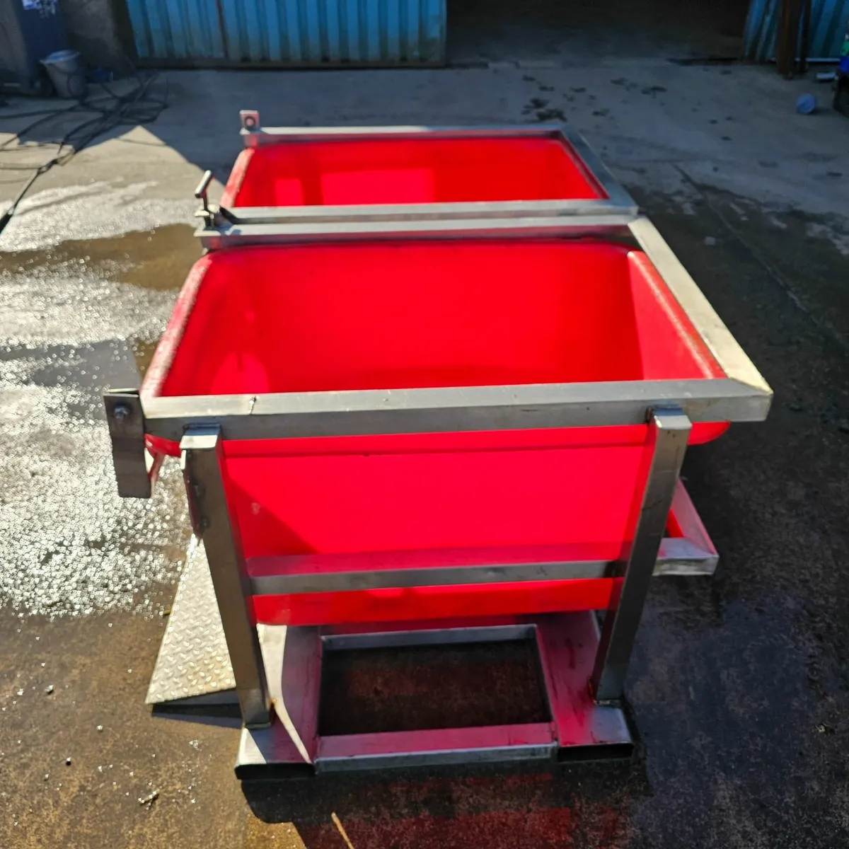 Stainless steel  bin  forklift attachment - Image 3