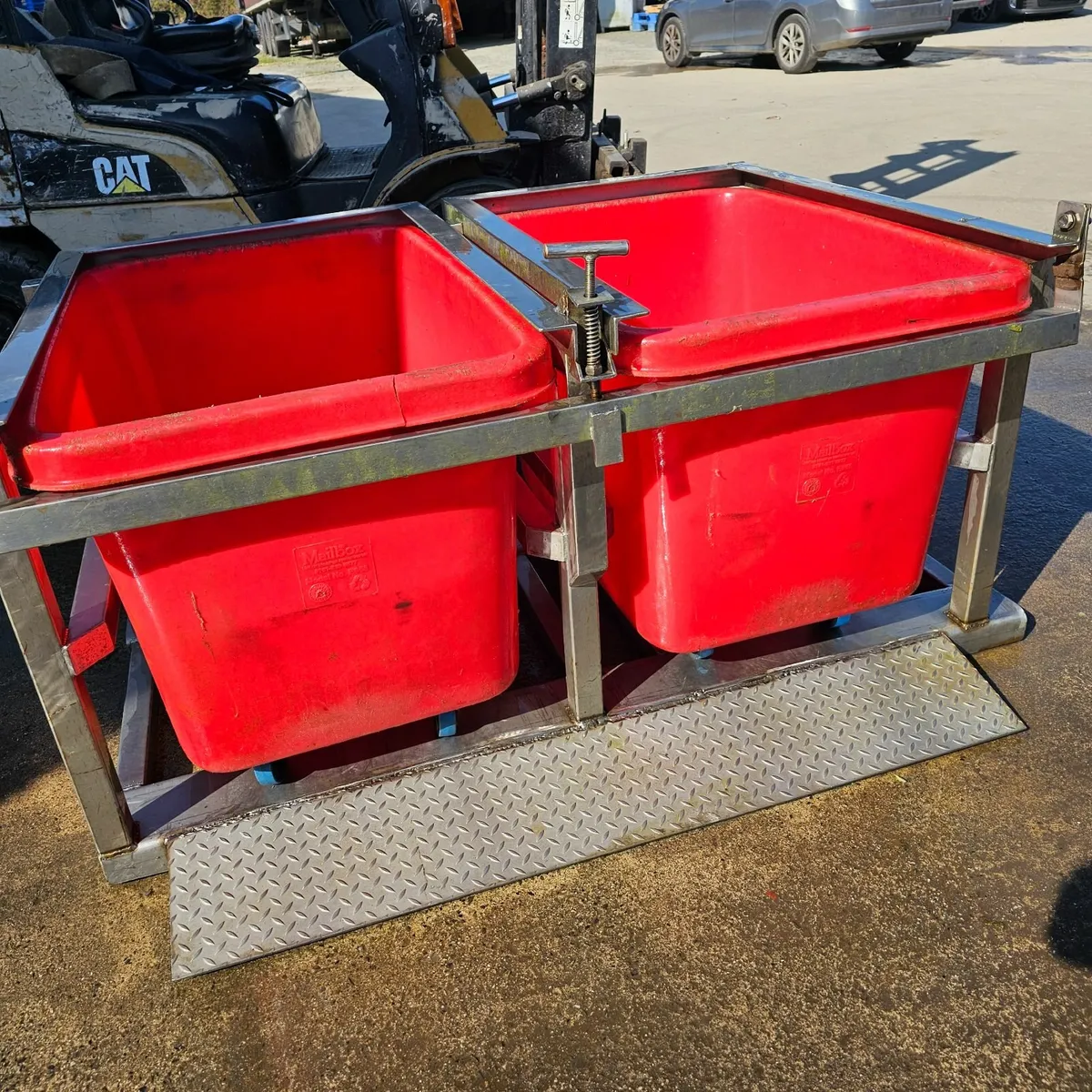 Stainless steel  bin  forklift attachment - Image 4