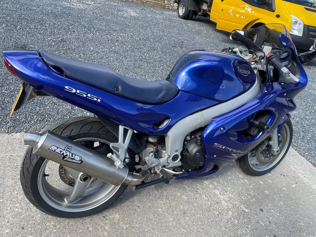 Triumph Sprint 2003 - Image 2