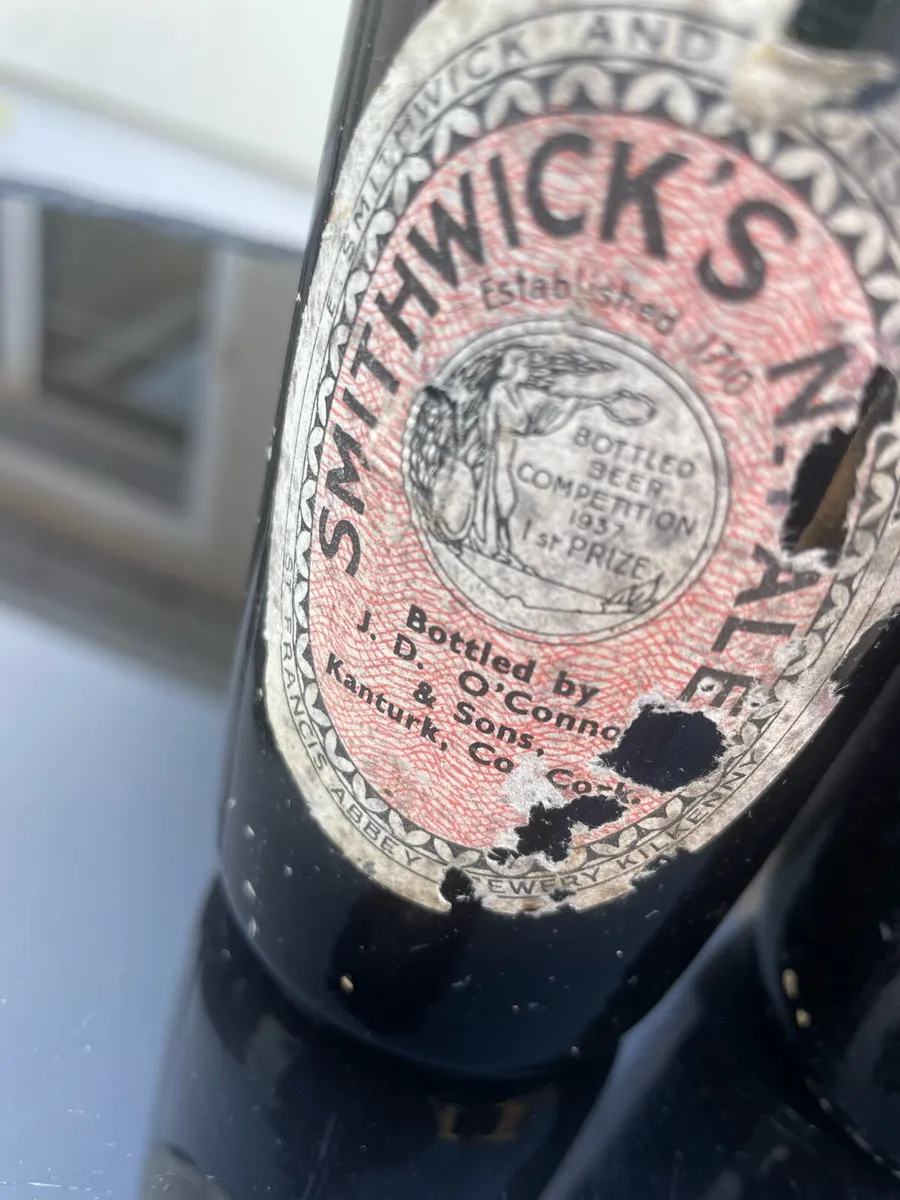 Pair of old Smithwicks 1/2 Pint Bottles - FULL - Image 3
