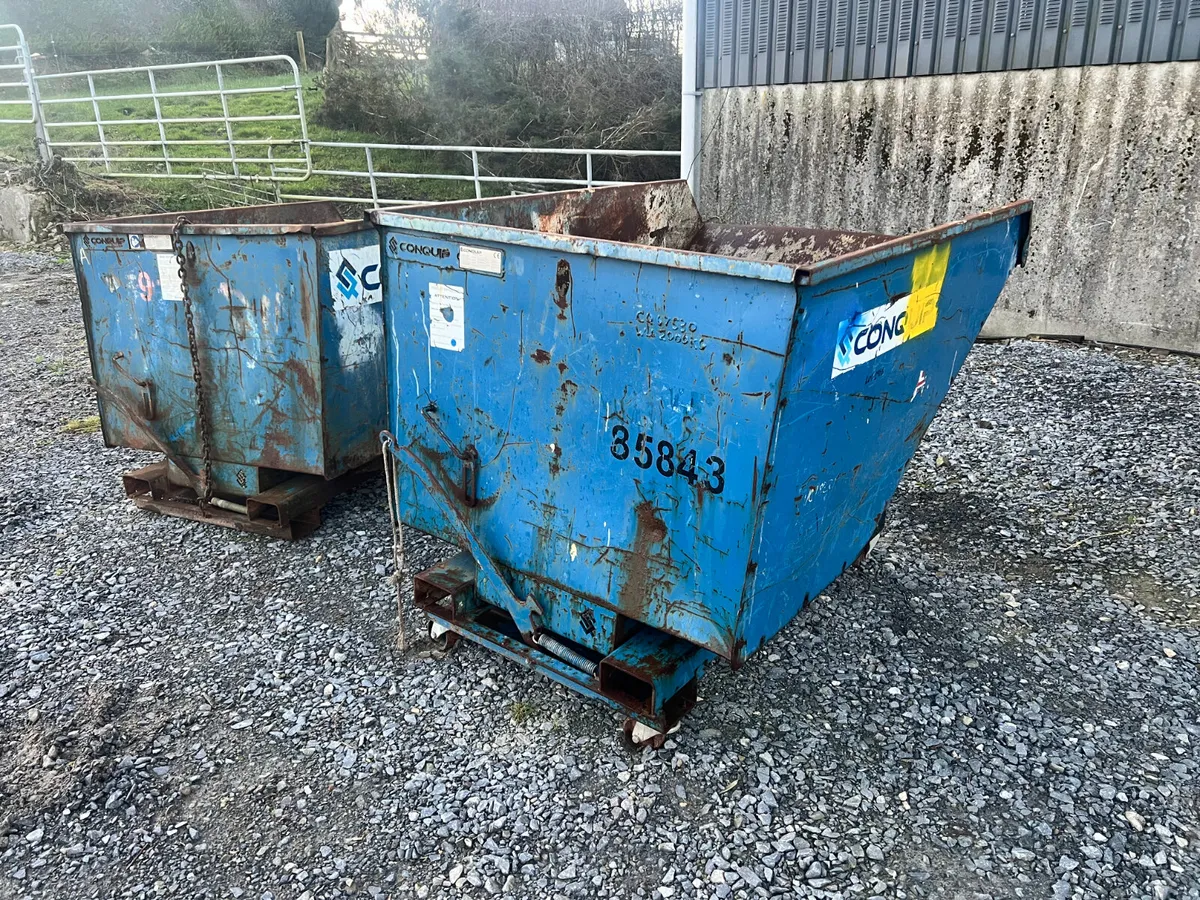 Conquip Tipping skips - Image 1