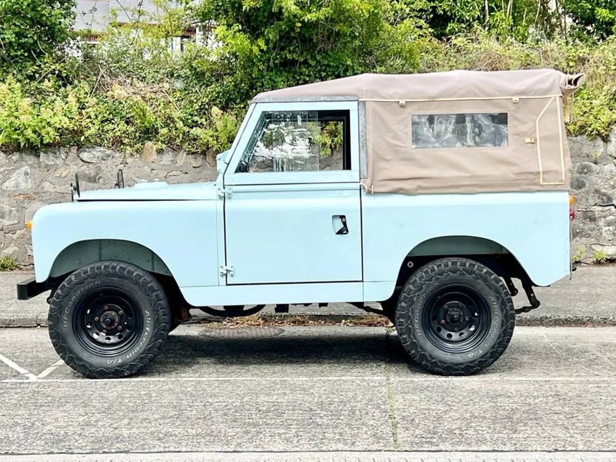Landrover defender - Image 2