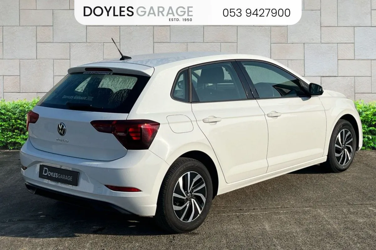Volkswagen Polo Life 1.0 TSi Petrol 95bhp - Image 4
