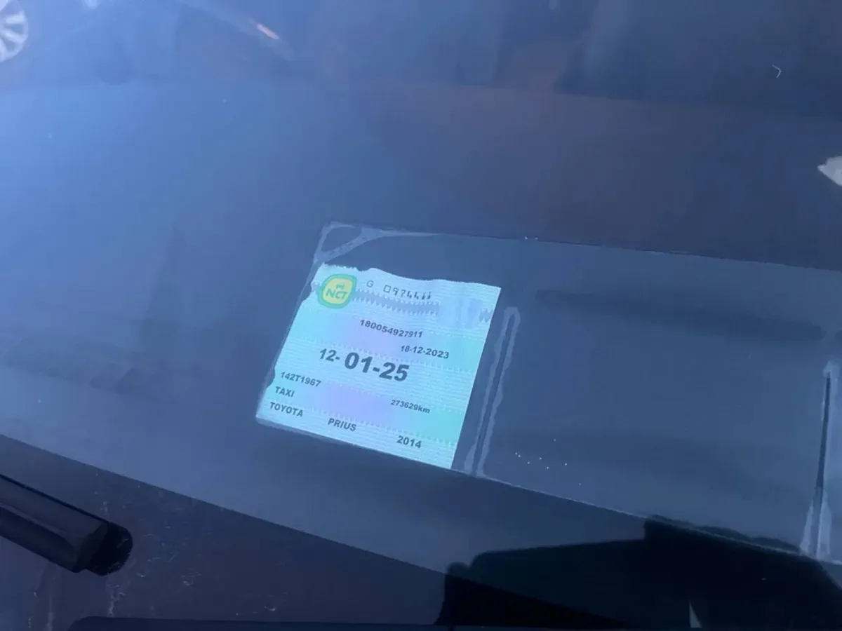 2014 Toyota Prius 1.8 Hybrid - Image 2