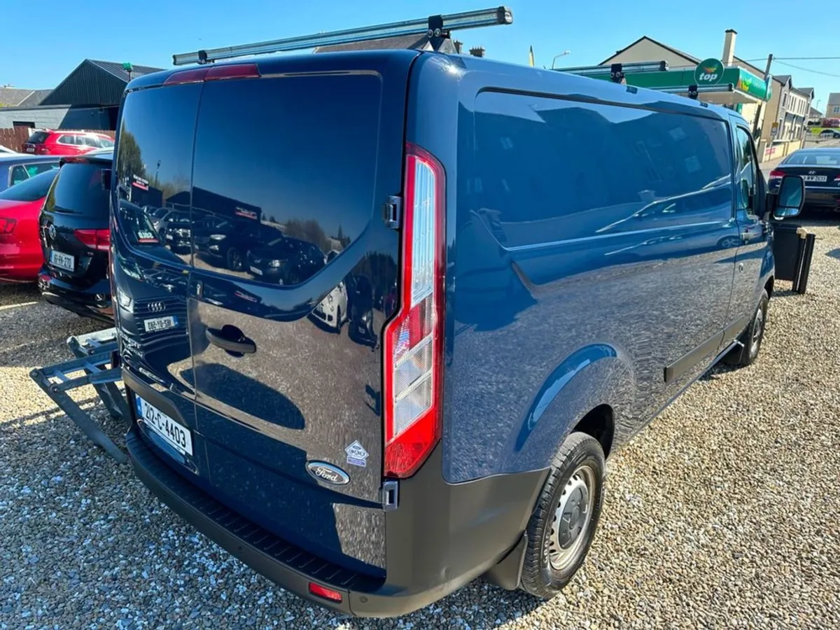Ford Transit Custom 2.0 TD 300L LWB Base 1-owner - Image 4