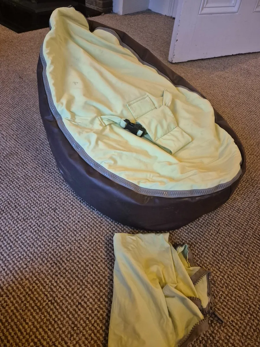 Baby doomoo bean bag - Image 1