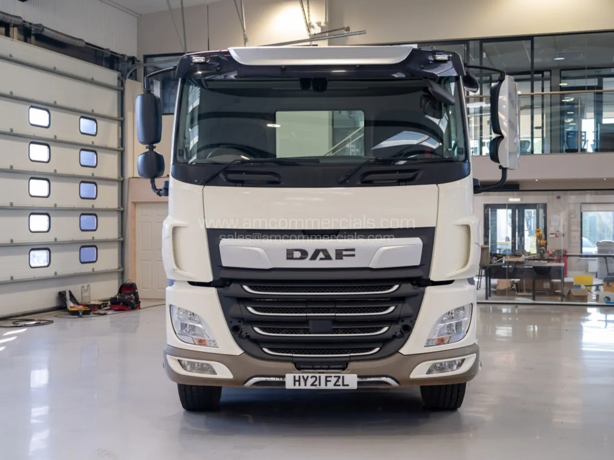 2021 (21) DAF CF 450 6X2 REARLIFT - Image 2