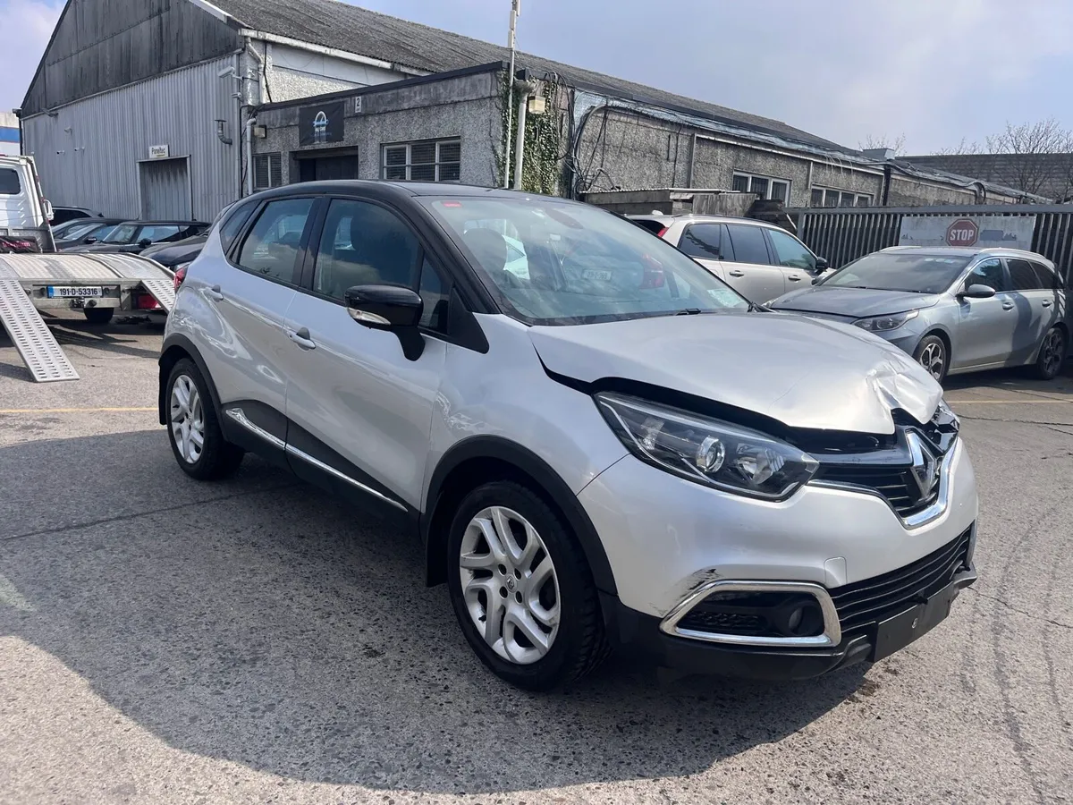 151 Renault Captur - Image 2
