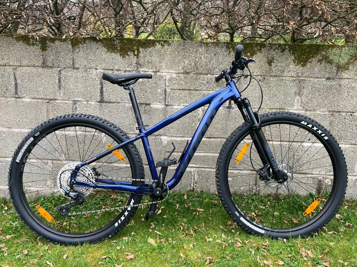 Kona Mahuna Small Bike 29" Wheels - Image 1