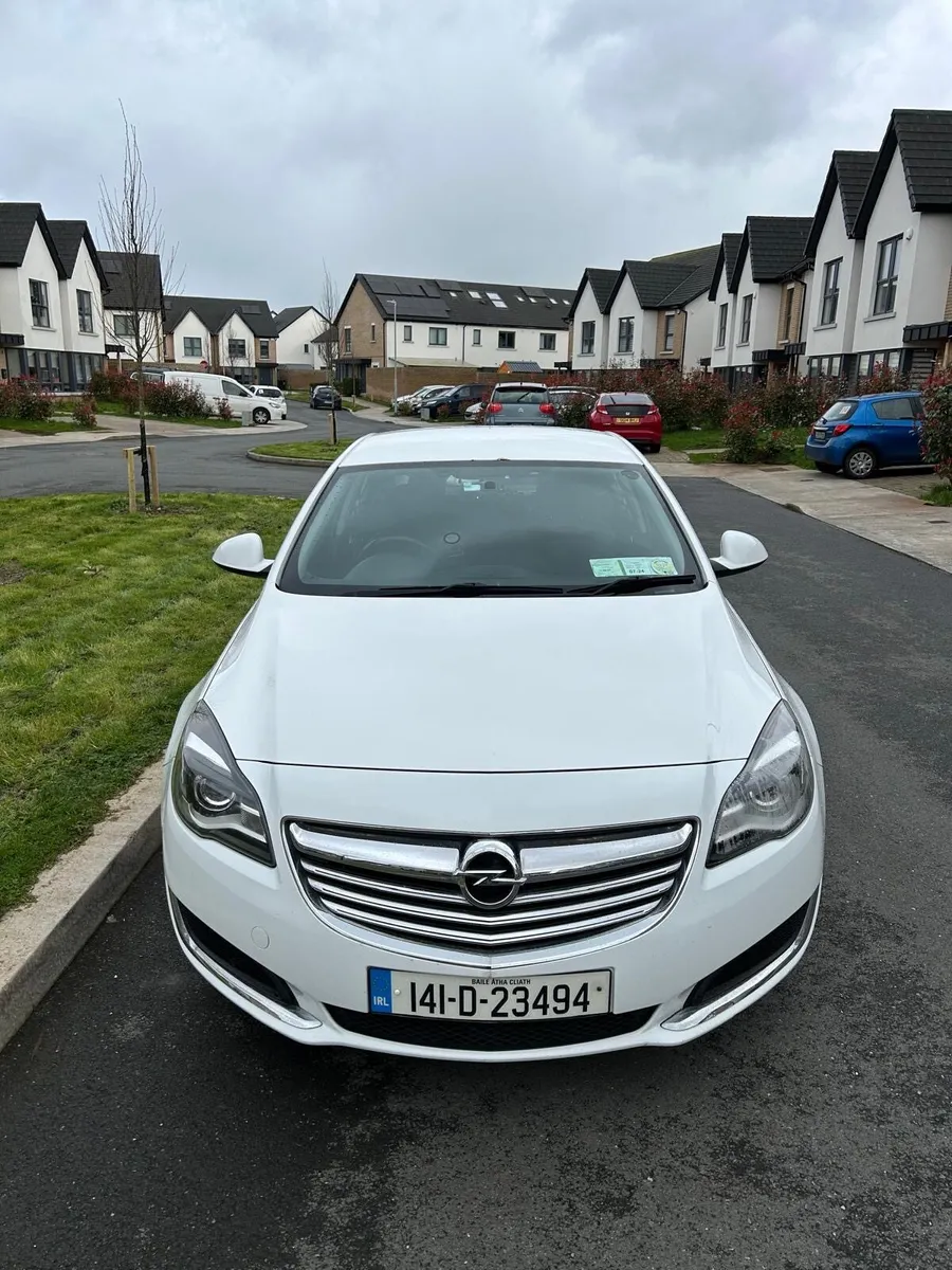 Car - Image 2
