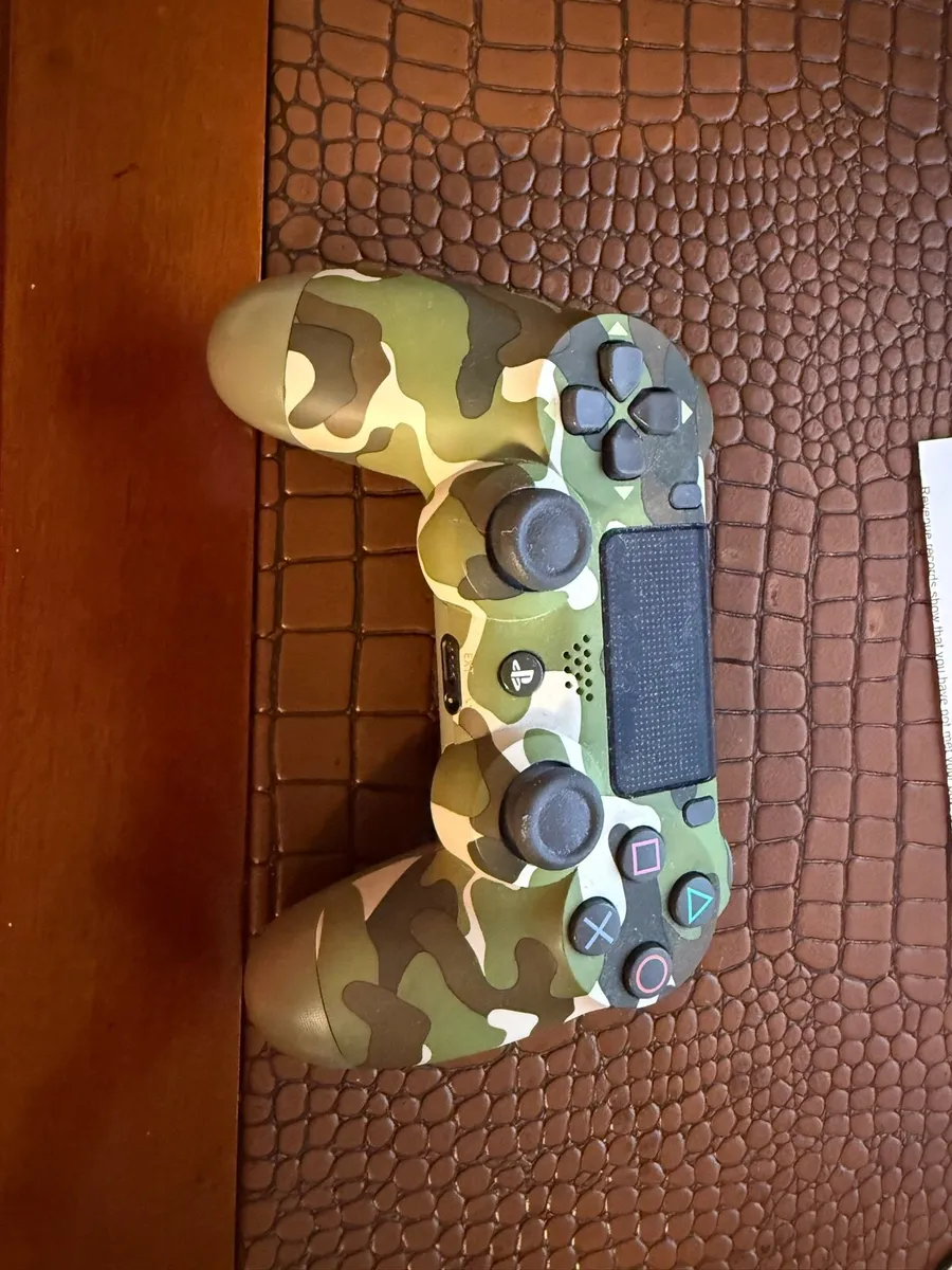 Ps 4 - Image 2