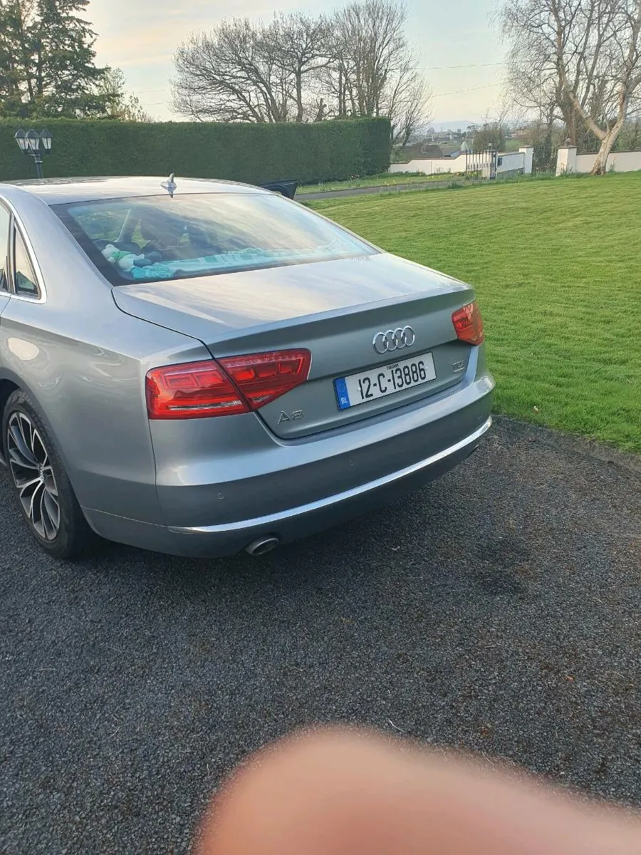 Audi A8 mint condition - Image 4
