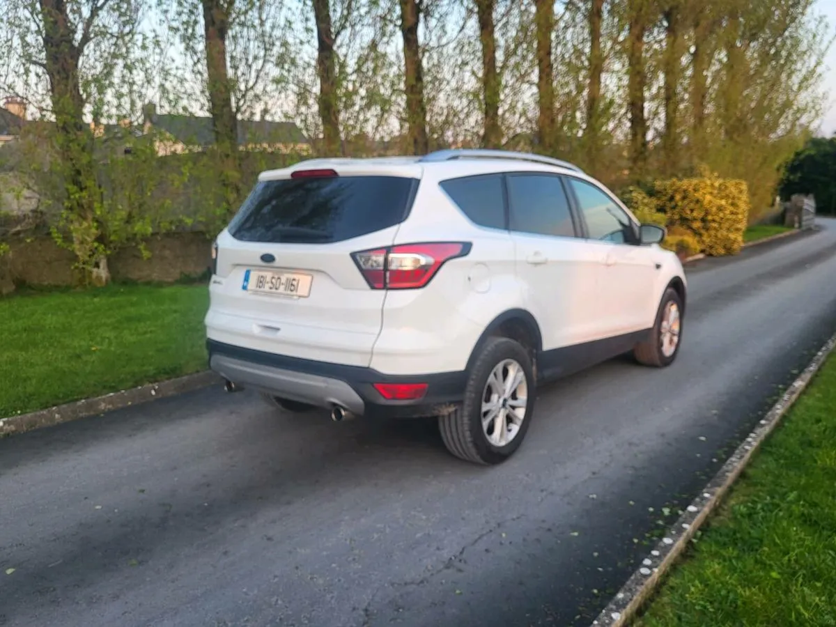 FORD KUGA TITANIUM 1.5 DIESEL AUTOMATIC - Image 3
