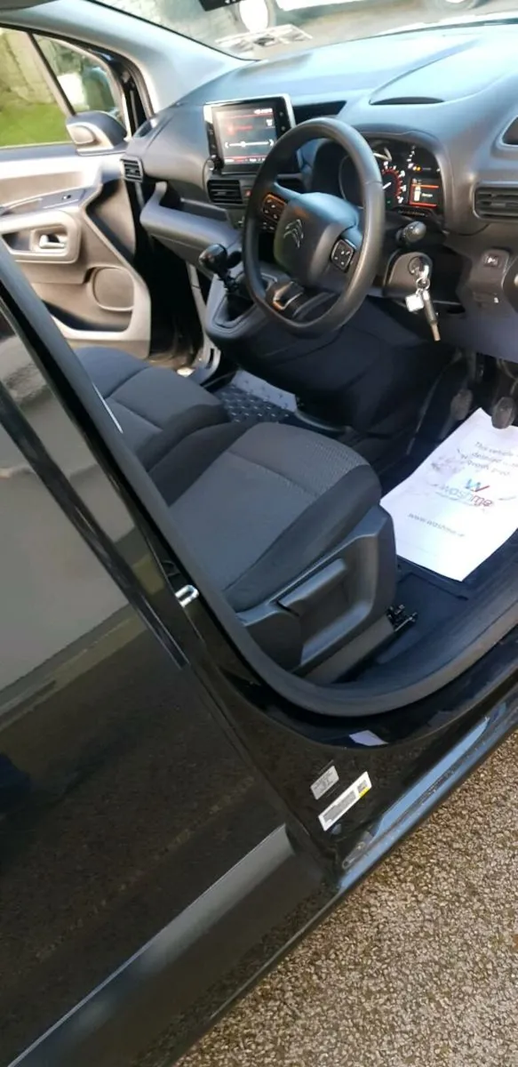 Citroen berlingo van,  3 seater, 1.5hdi 19 new m - Image 3