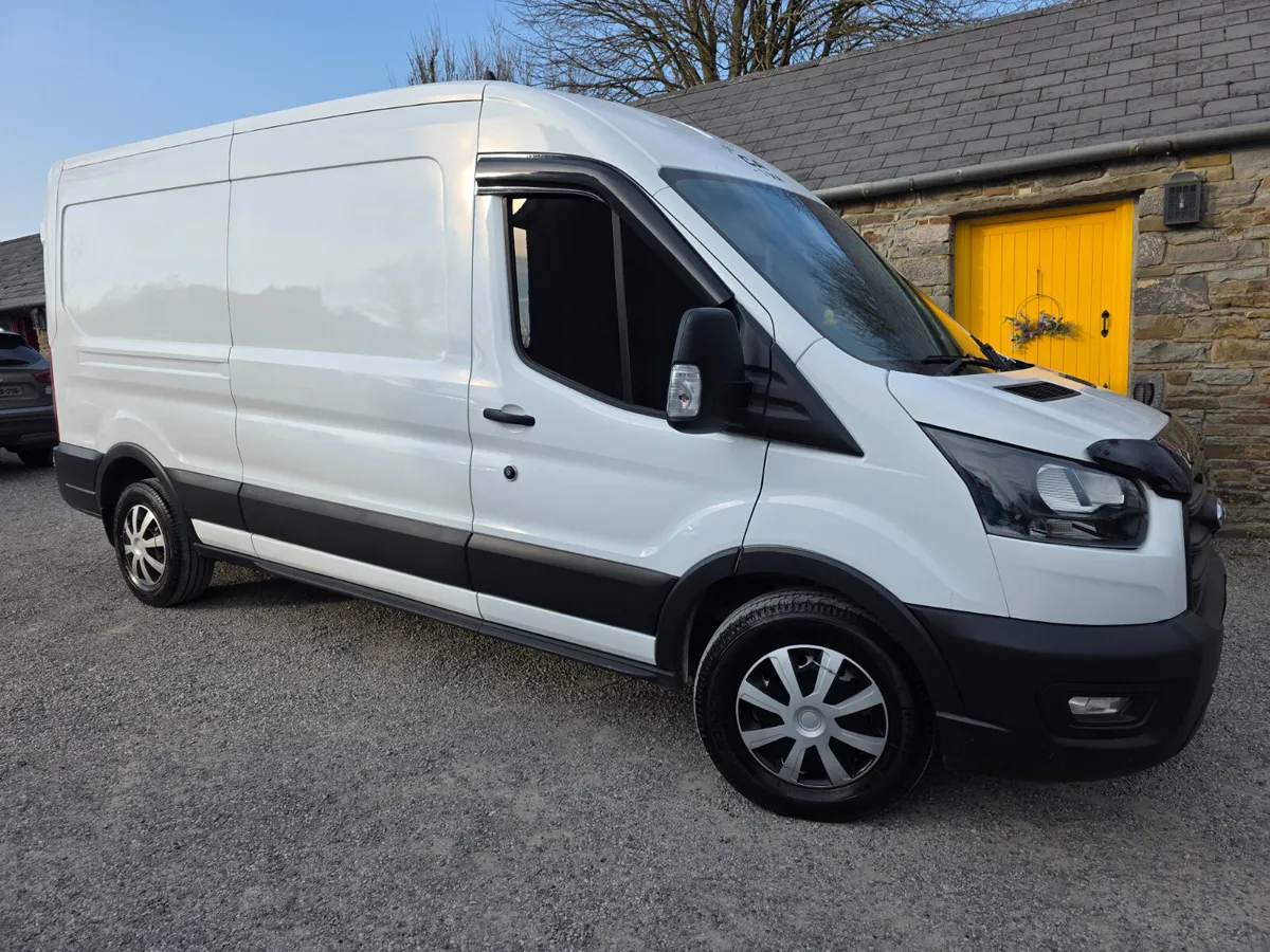 Ford Transit 2021 - Image 1