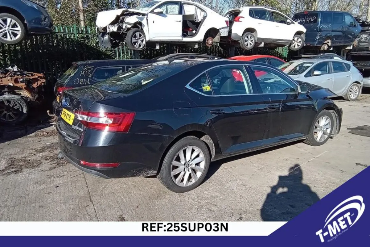 2019 SKODA SUPERB BREAKING FOR PARTS - Image 3
