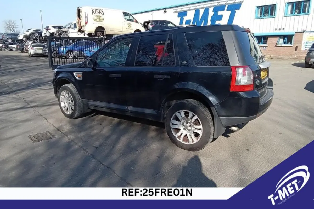 2007 LAND ROVER FREELANDER BREAKING FOR PARTS - Image 2