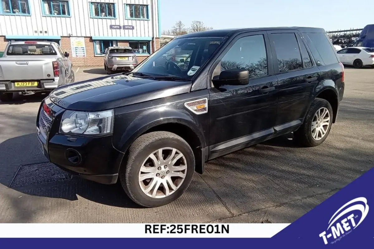 2007 LAND ROVER FREELANDER BREAKING FOR PARTS - Image 3