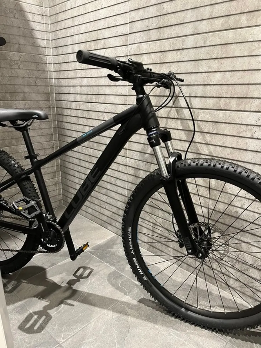 Cube Aim Race Bike Unused Gift - Image 1