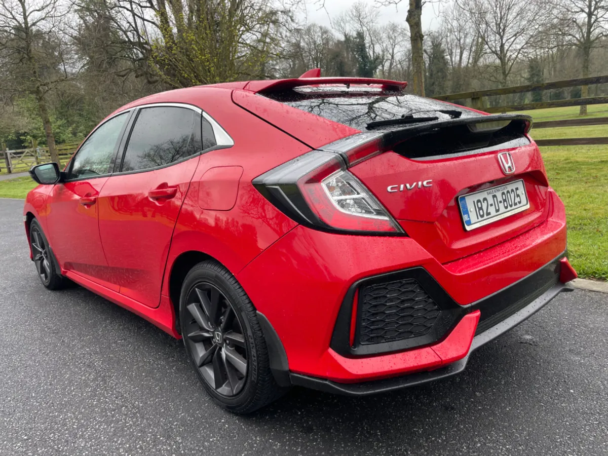 Honda Civic 2018 - Image 4