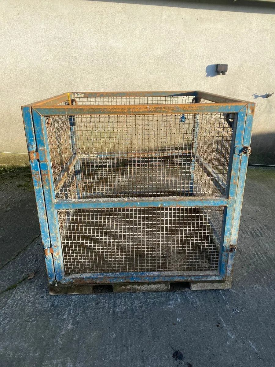 Goods Basket - Image 1