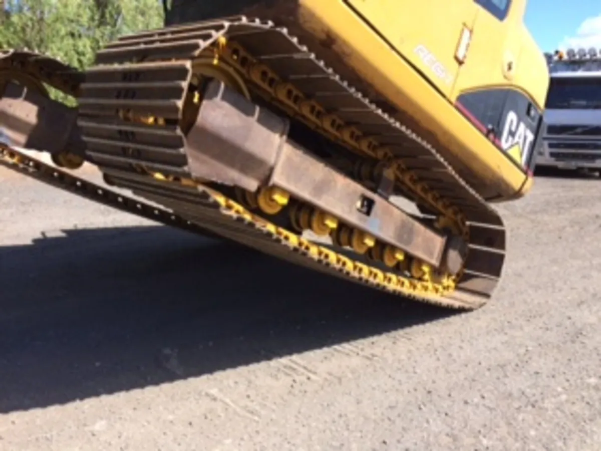 Caterpillar Solutions at Undercarriage Ireland - Image 1