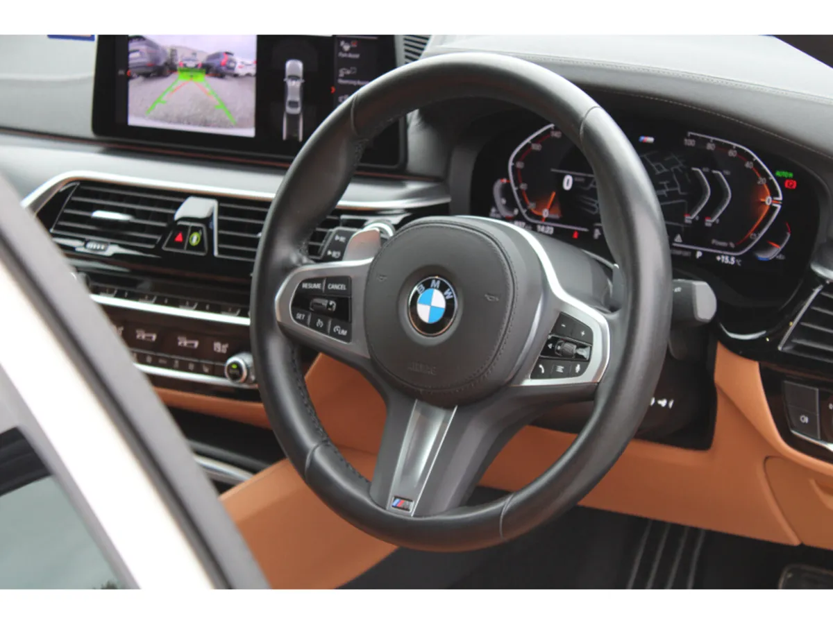BMW 5-Series 520D M SPORT MHEV 4DR Auto *Pro Pack* - Image 3