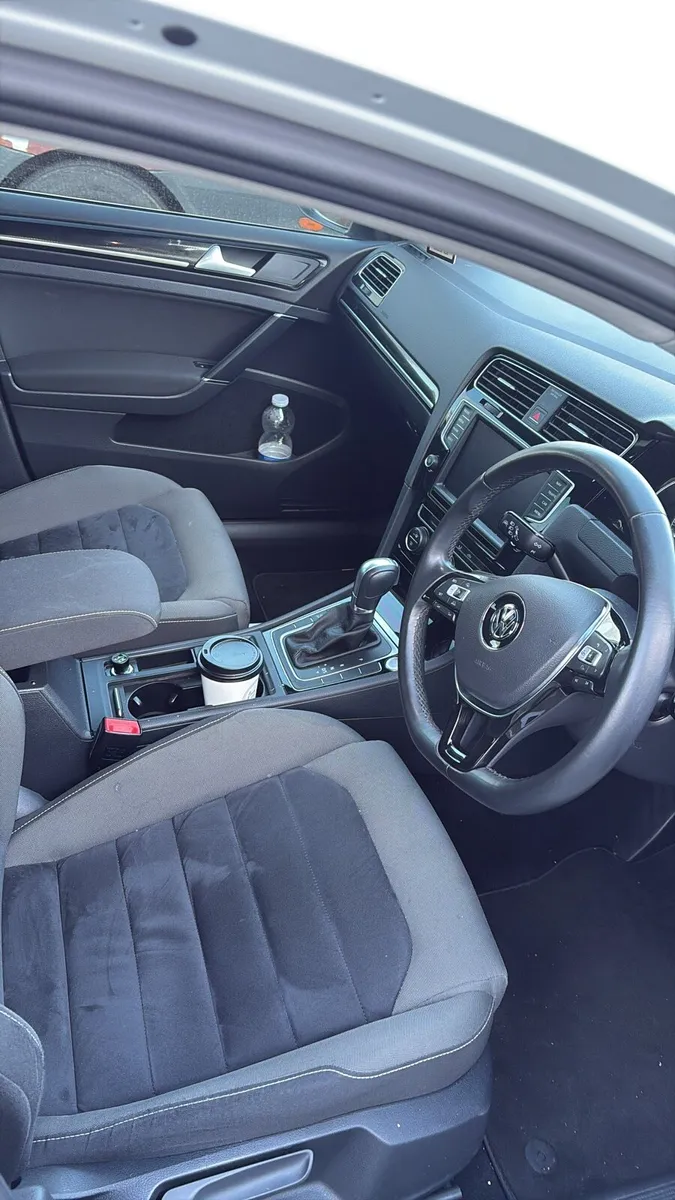 2015 VW GOLF automatic - Image 4