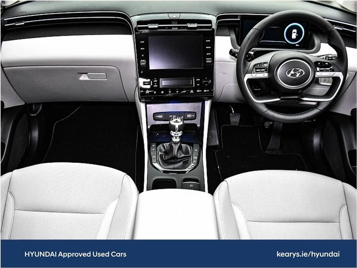 Hyundai Tucson Executive 2 Tone Roof - Image 4
