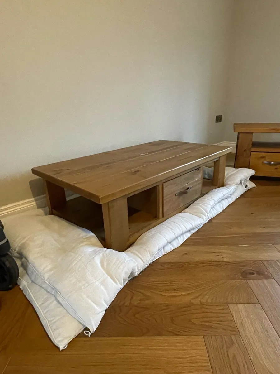 Coffee table - Image 1