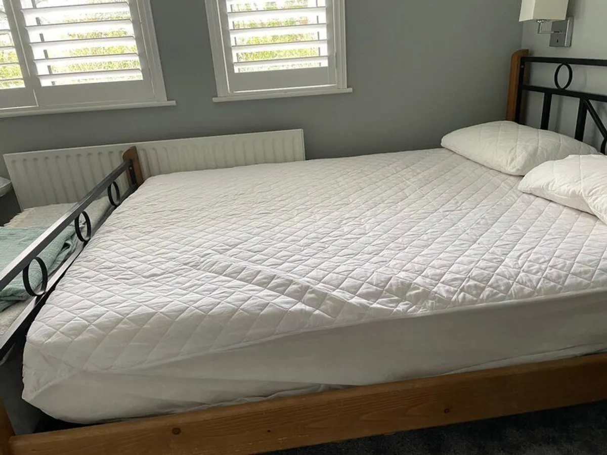Bed 5ft - Image 2