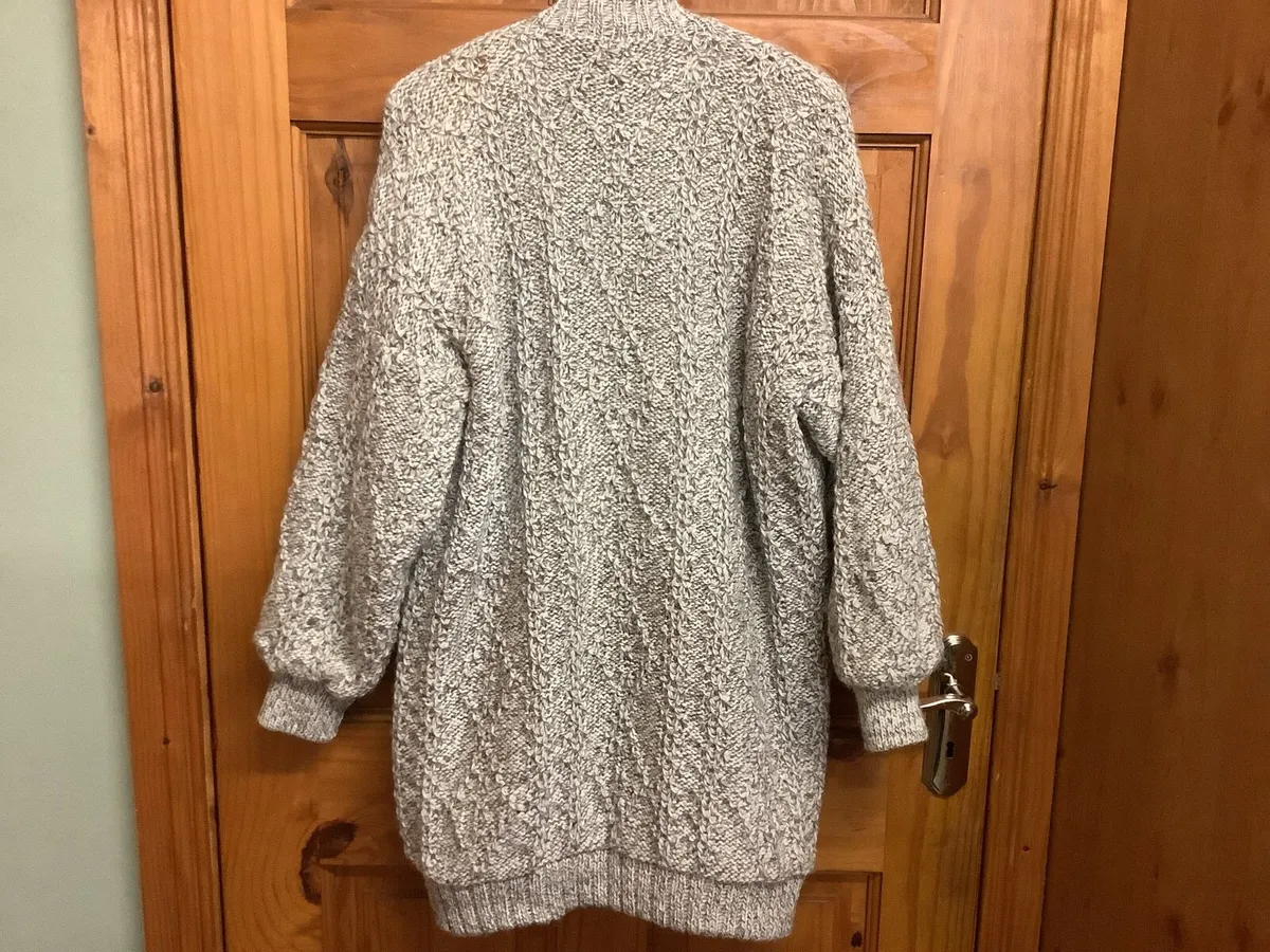 Cardigan 100% wool fits size 18/20 - Image 2