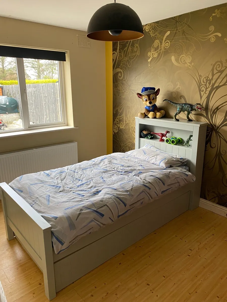 Kids bed - Image 1