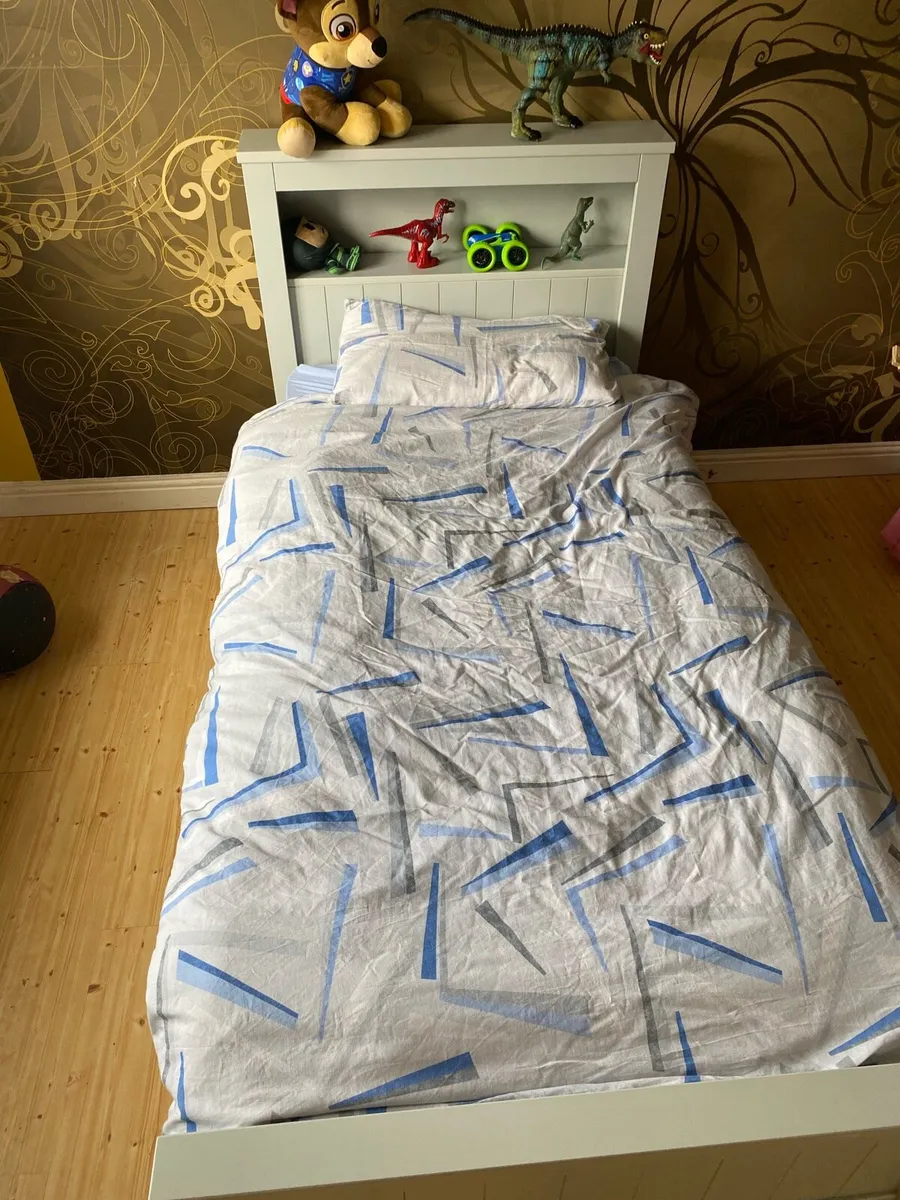 Kids bed - Image 2