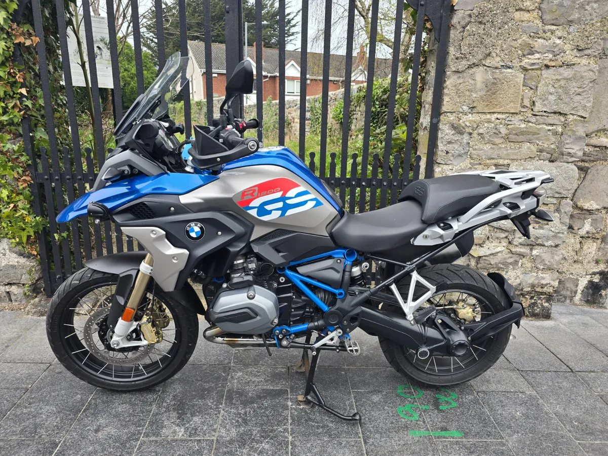2017 BMW R1200GS RALLYE MOTO4U - Image 1