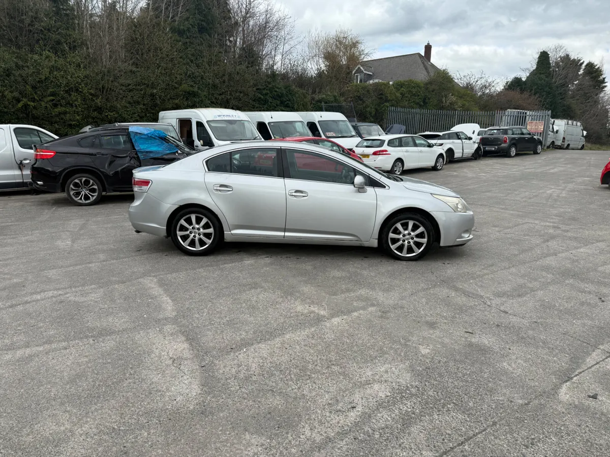 2009 Toyota Avensis 2.0 D4D - Image 3