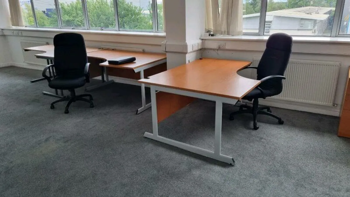 Office Desk - Image 1
