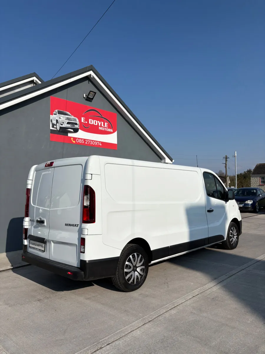 Renault Trafic 2021 - Image 3