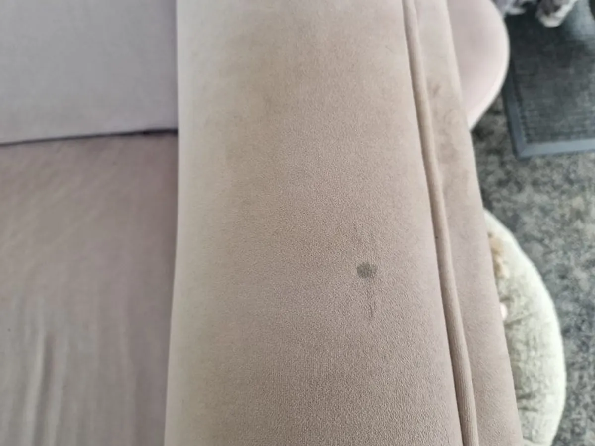 2-3 Seater couch - Image 3