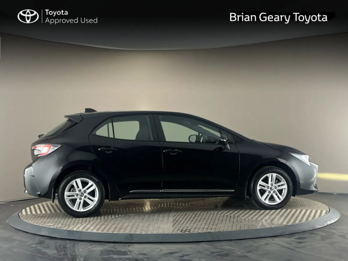 Toyota Corolla HYBRID LUNA H/B - Image 3