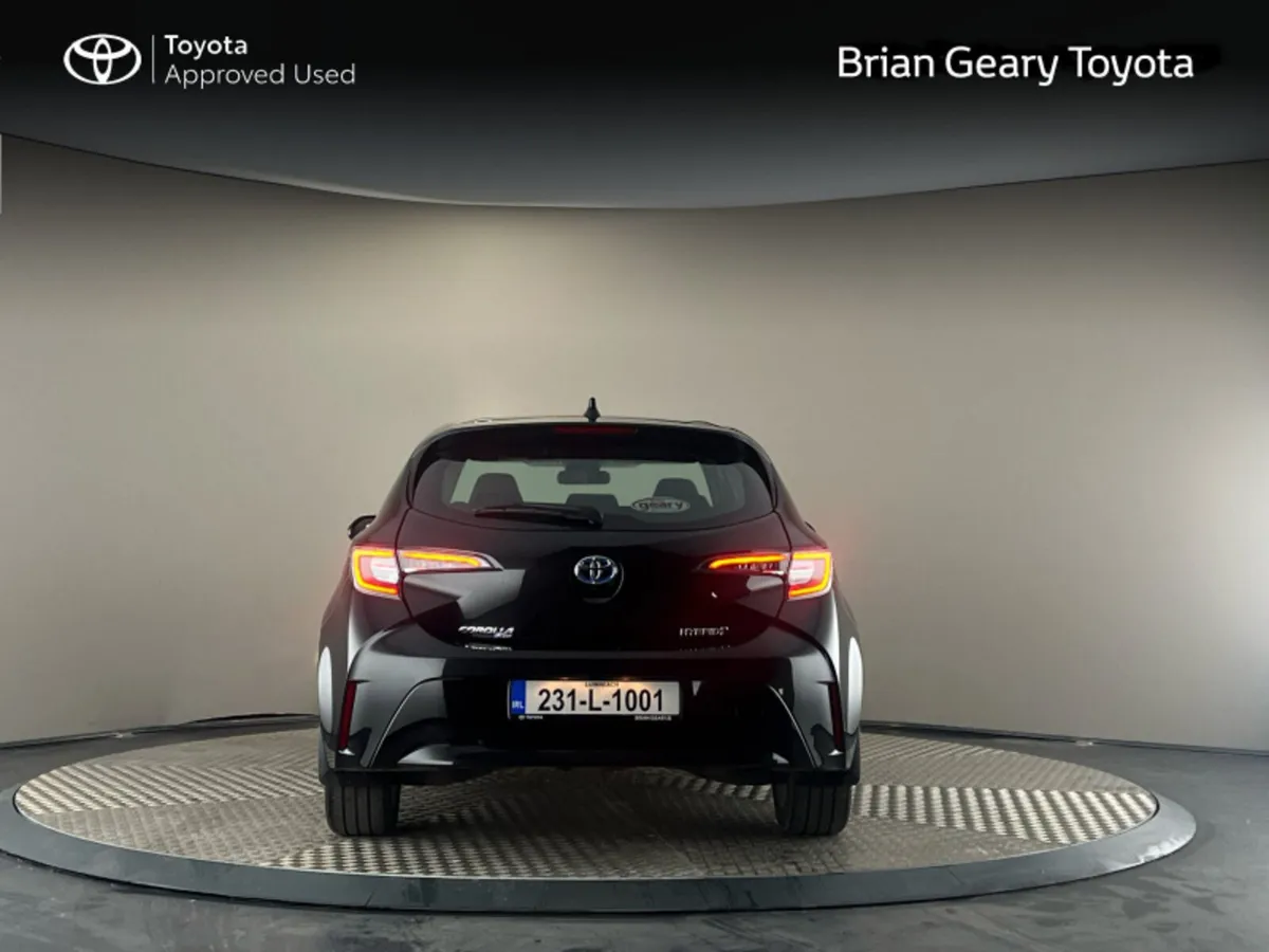Toyota Corolla HYBRID LUNA H/B - Image 4