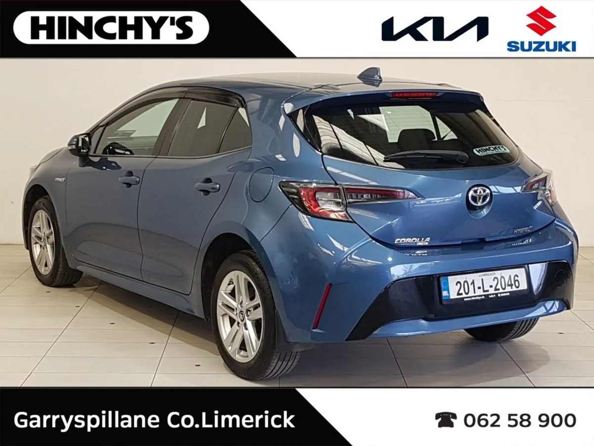 Toyota Corolla 1.8 Hybrid Luna Hatchback - Image 4