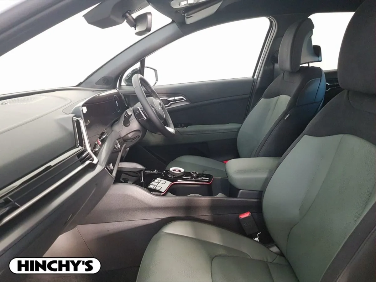 Kia Sportage Hybrid Anniversary 1.6t 230hp Deluxe - Image 4
