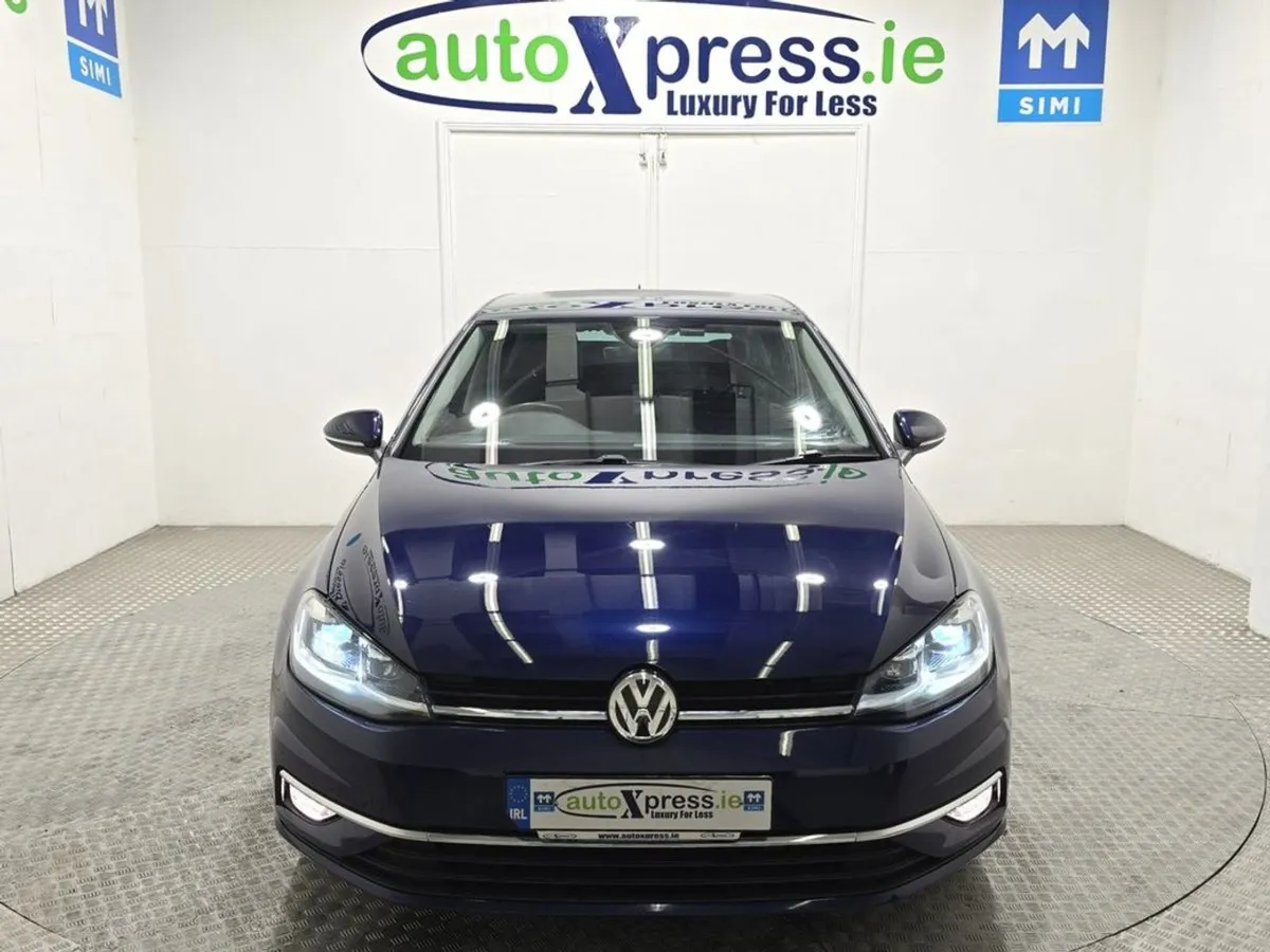 Volkswagen Golf 1.2 TSI Automatic  Reversing Came - Image 3