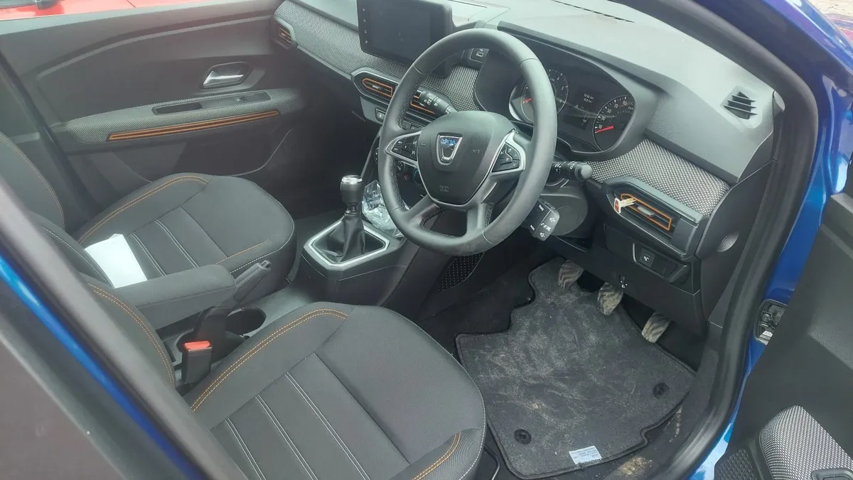 222 dacia sandero stepway - Image 2