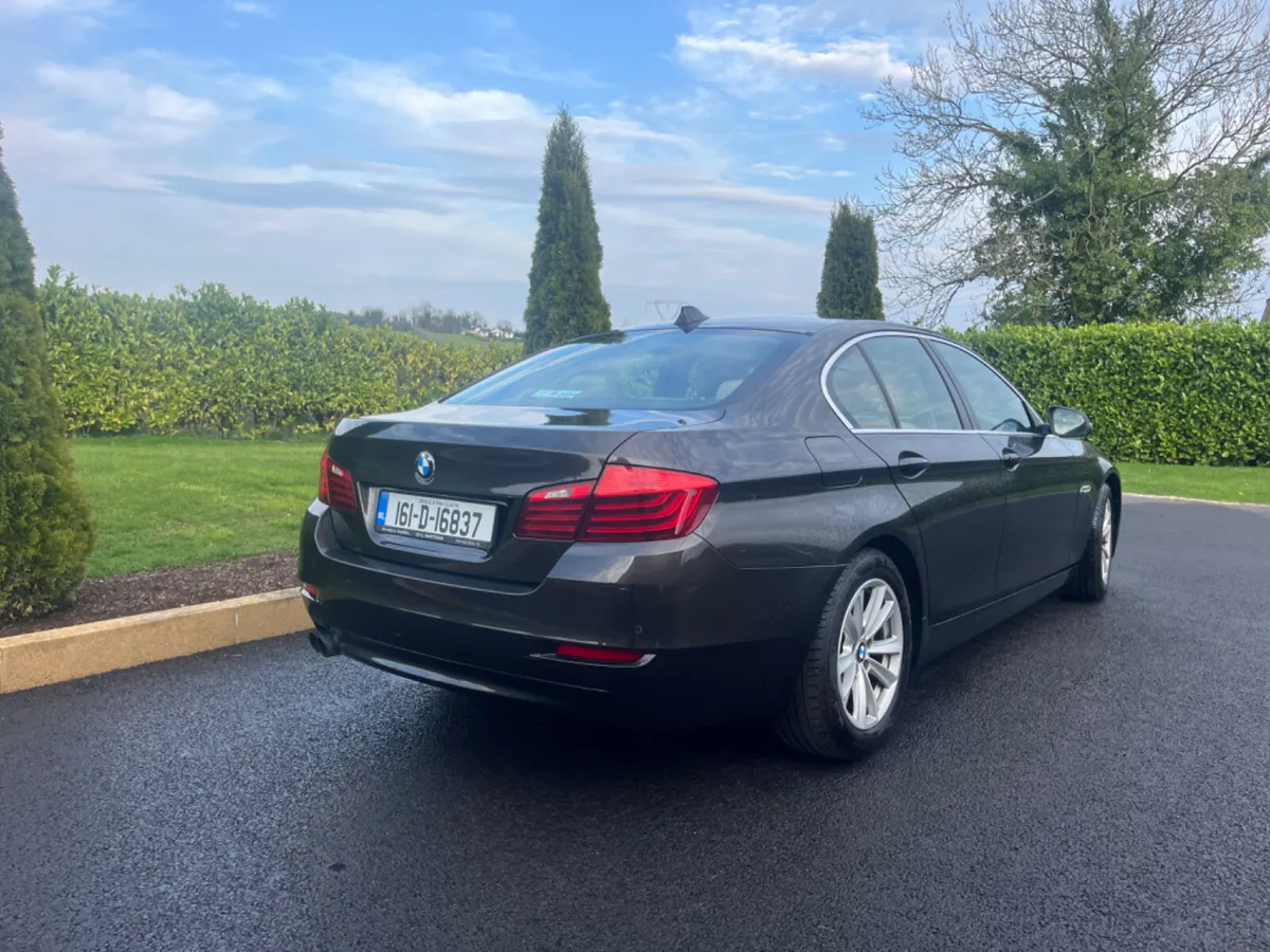 BMW 5-Series 2016 - Image 4